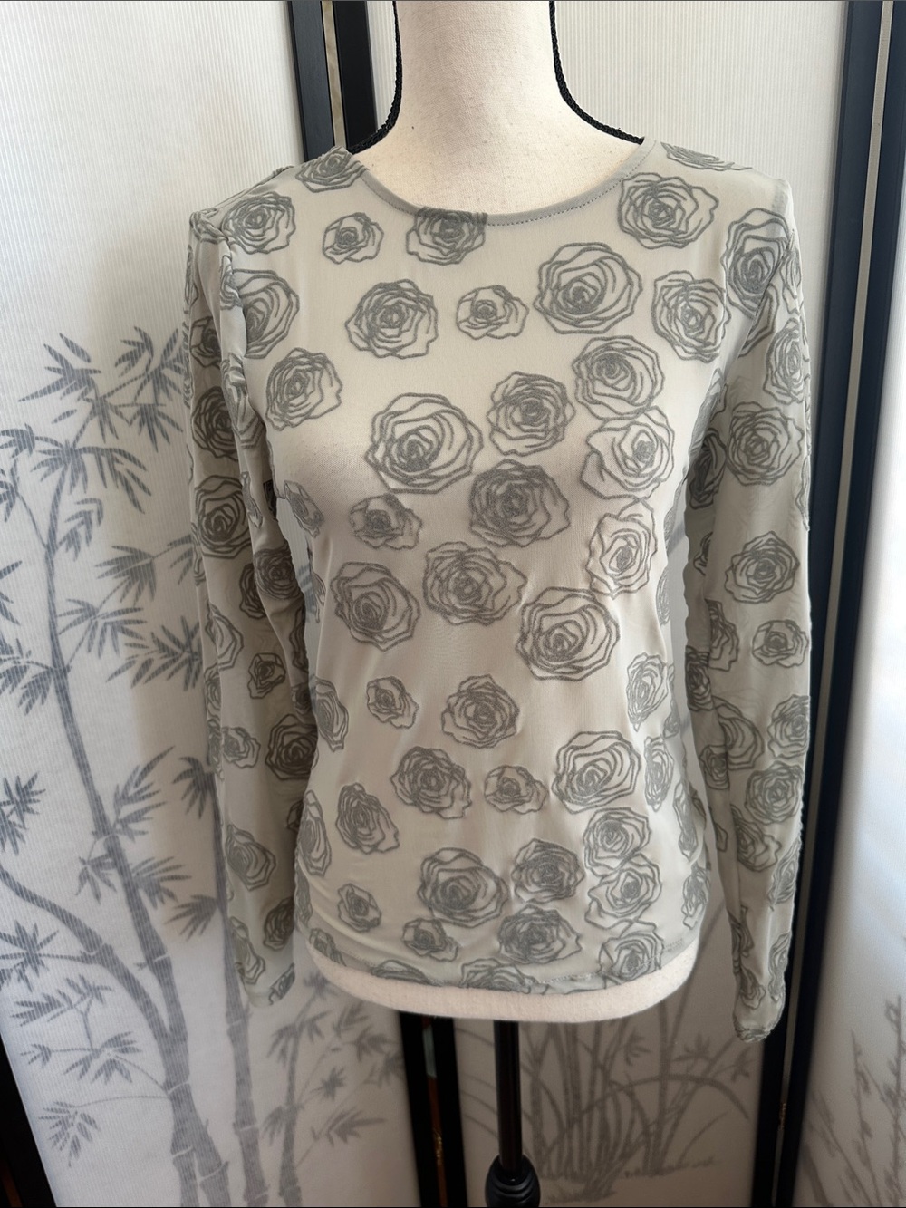 NWT Noisy May Sheer Rose Print Long-Sleeve Top - Light Gray